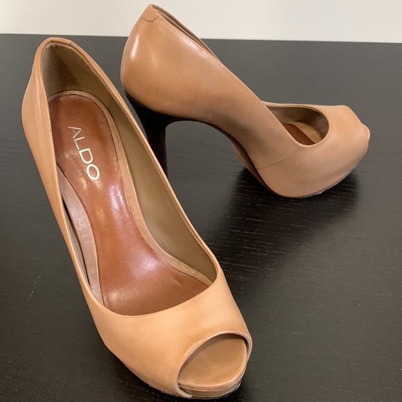 ALDO platform genuine leather high heel - Picture 2 of 13